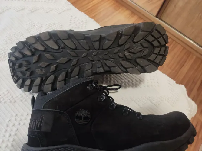 Bota Timberland Cano Médio Preta