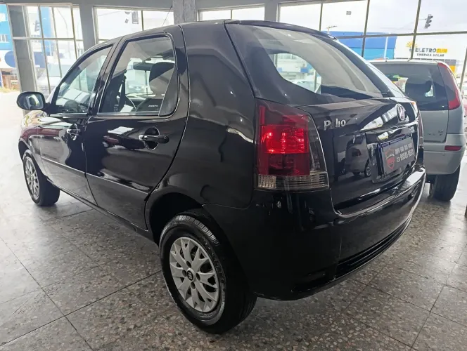Fiat Palio Celebration 1.0 Fire Flex 8V 4P 2015
