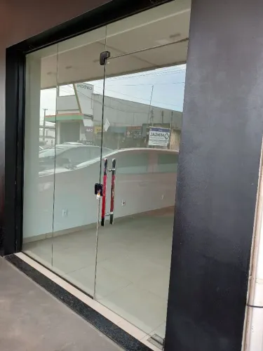 ALUGAM-SE SALAS COMERCIAIS.