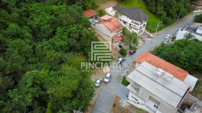 Terreno de 267 m² em Maria Paula - Compre por R$ 195.000