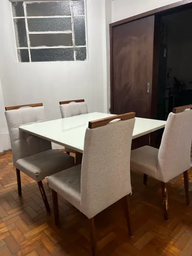 Conjunto de Mesa de Jantar Retangular com Tampo de Vidro Off White Talia e 4 Cadeiras