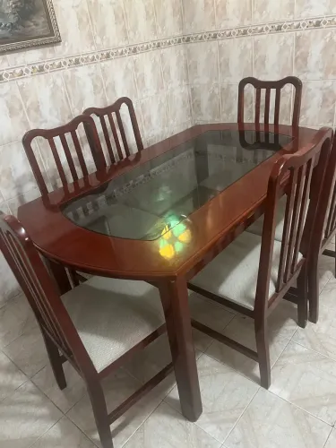Mesa de jantar Mogno