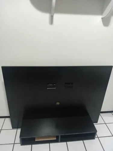 PAINEL PARA TV ATÉ 50 POLEGADAS MEDIDAS(1,20 DE LARGURA POR 90 DE ALTURA PRETO.