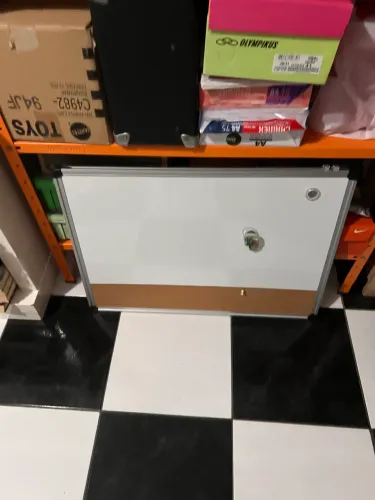 Quadro branco magnético com cortiça 50x70
