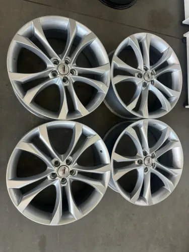 Rodas 20 golf,polo,virtus,Tcross,nivus,Tera 5/100+ Pneus semi novo 