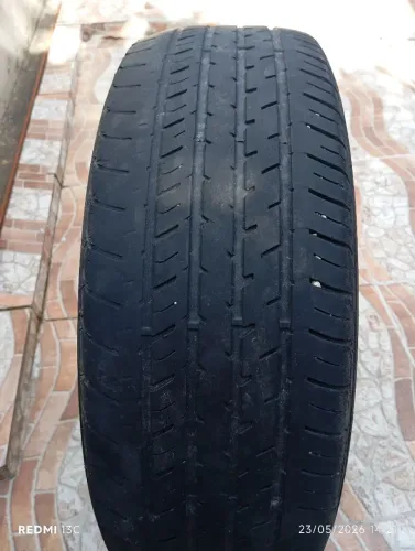 Vendo pneu Goodyear 195/65 R15