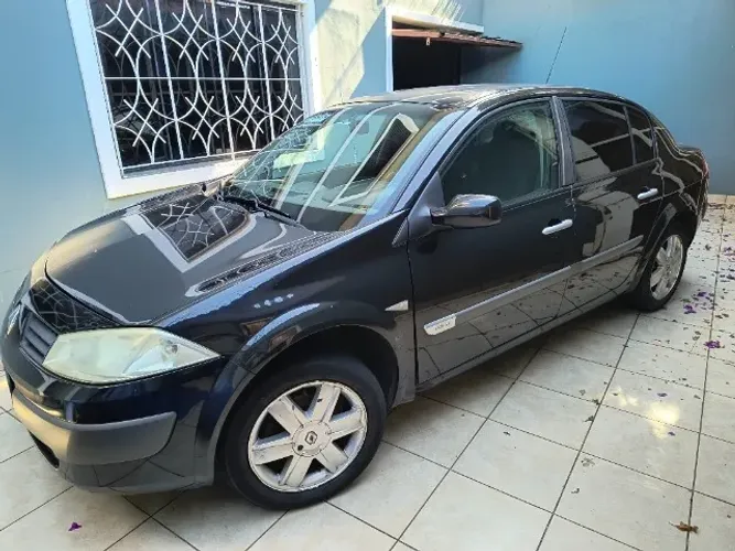 Renault Megane Sedan Dynamique Hi-flex 1.6 16V 2009