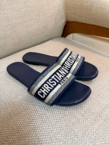 SANDÁLIA CHRISTIAN DIOR TAM 35/ 36