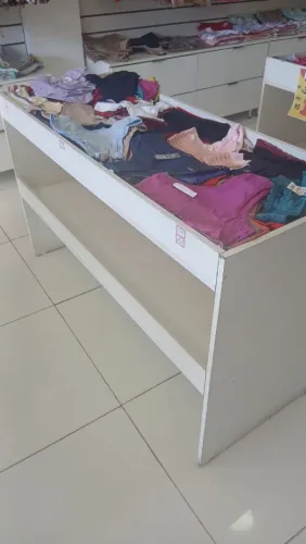 Móveis para loja