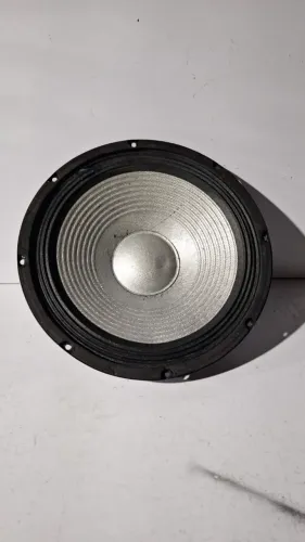 Woofers 12 poleg funcionando 1 deles bem antigo a partir de 89,00 teste na hora somos loja