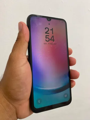 A24 128 GB 