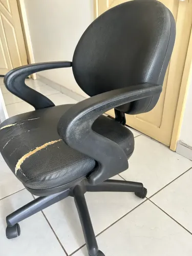 CADEIRA ESCRITÓRIO
