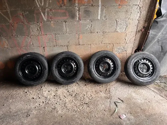 Kit 4 Rodas de Ferro GM (Chevrolet) Aro 14 + Pneus Kelly Goodyear 175/65 R14