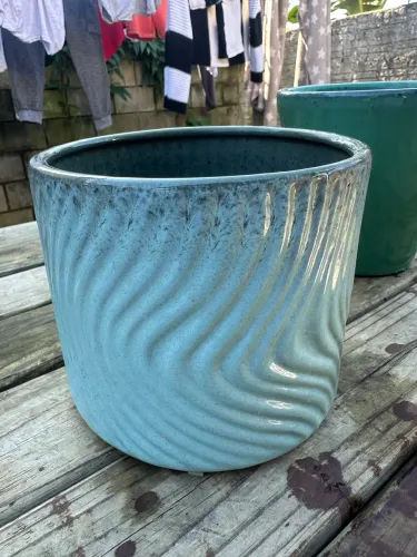 Vaso Cachepô em Cerâmica Esmaltada Azul Mar - 20cm (Usado)
