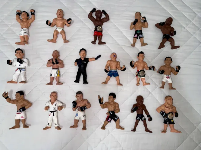 Coleção bonecos UFC