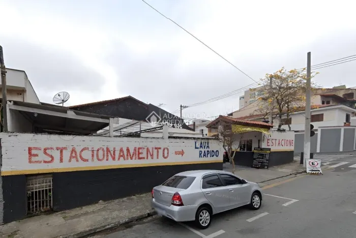 Excelente terreno com 243m² em localização privilegiada, oportunidade para investimento!