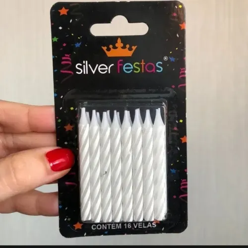 Velas de aniversário 6cm X 0,5 cm formato espiral, cor Branca. Cartela com 16 unidades