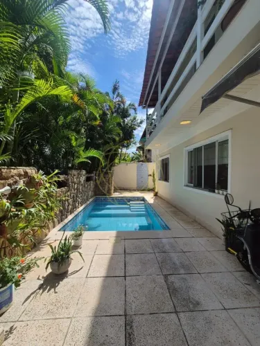 Condomínio Jardim Nova Barra - Casa com 4 quartos (2 suítes) - 300 m²