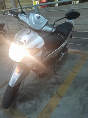 Yamaha Neo 115 at PartIda elétrica. Só acelerar e freiar