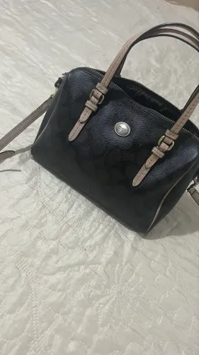 Bolsa transversal coach com monograma marrom em couro*