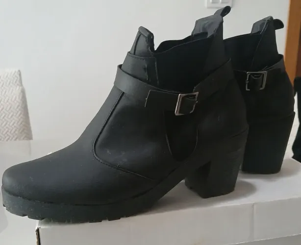 Bota feminina 