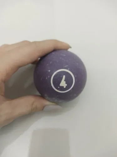 Bola de sinuca n. 04