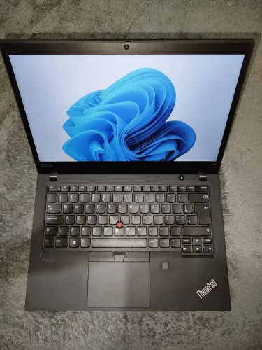 Lenovo ThinkPad T14 | i5-1145G7 | 16GB de RAM | IPS - Full HD