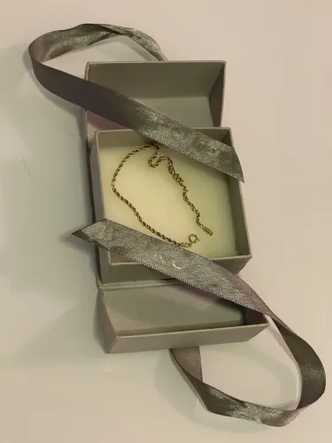 Pulseira feminina de ouro 18k, com marca 750 gravada