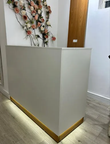 BALCÃO PARA RECEPÇÃO 
