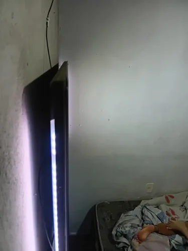 Vendo TV 52 polegadas.