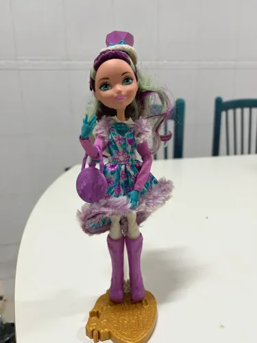 Maddie Hatter Ever After High Doll
