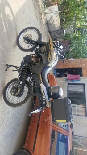 Vendo ou troco por carro