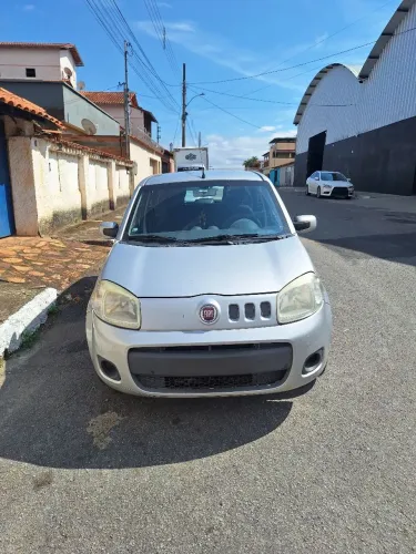 Fiat Uno Vivace Celeb. 1.0 EVO F.flex 8V 5P 2014