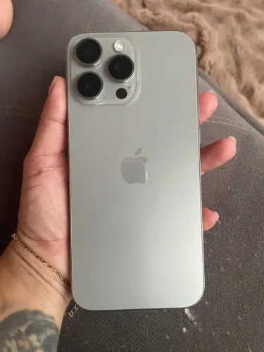 Vendo iPhone 16 pro Max 256