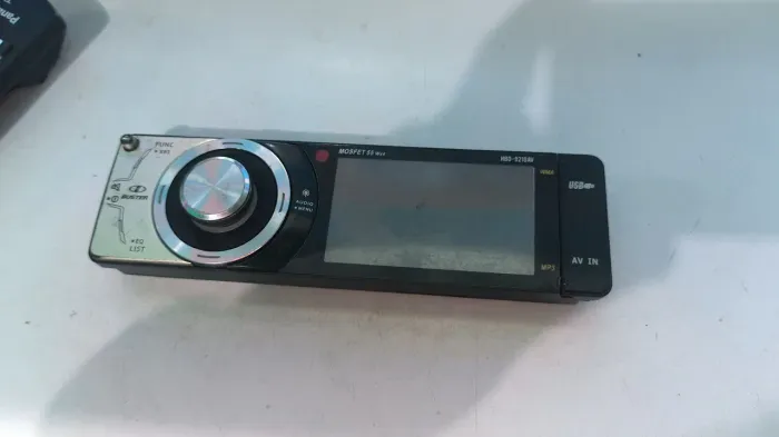 FRENTE DVD AUTOMOTIVO H-BUSTER HBD-9210AV