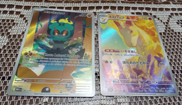 Kit com Duas cartas Pokémon tcg artes raras do rapidash e Marshadow em perfeito estado NM