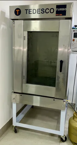 Forno Turbo Forno Turbo FTT300T Tensão: 220v Trifasico