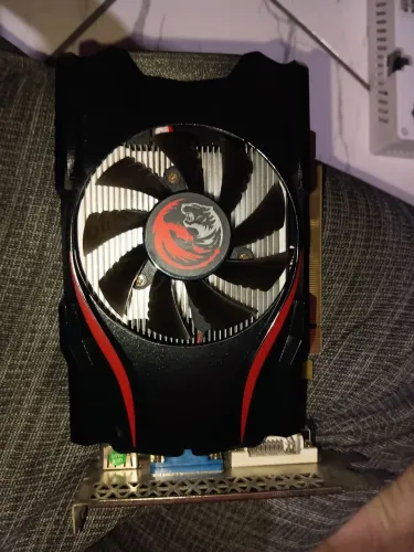 Vendo placa de vídeo HD 6570