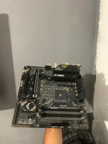 Placa Mãe ASUS TUF Gaming B550M-PLUS WiFi II AM4 DDR4 Completa