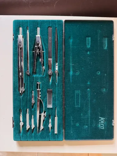 Kern Swiss | Conjunto de instrumentos de desenho técnico 