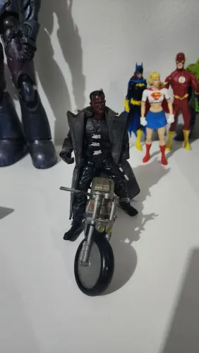 Blade & Motorcycle Marvel Legends Series V Toy Biz, 2003