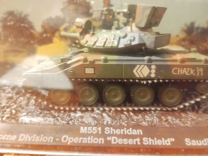 Miniatura tanque de guerra M551 Sheridan