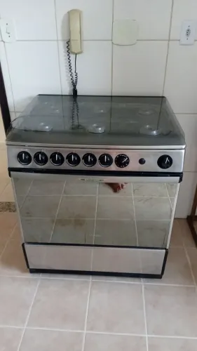 Fogão de 6 bocas
