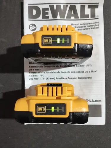 BATERIAS 20V 2ah + CARREGADOR DeWALT ORIGINAIS
