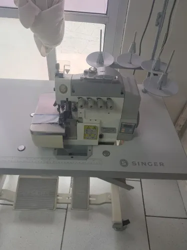 Ponto cadeia industrial, máquina de costura singer