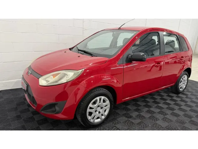 Ford Fiesta 1.0 Rocam SE Plus Hatch 8V Flex 4P Manual 2014