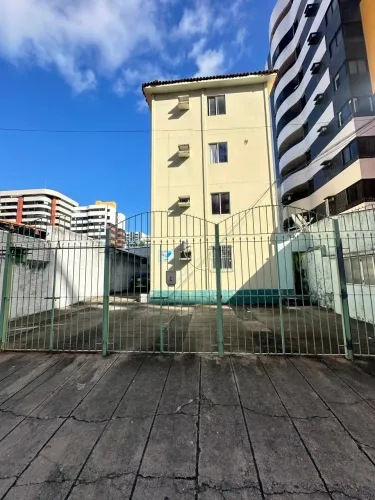 Apartamento à venda no EDIFÍCIO ALAGOAS - RUA VITAL BARBOSA, PONTA VERDE, Maceió, AL