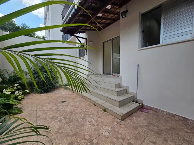 VILA EMA -- GARDEN COM QUINTAL - 92 METROS