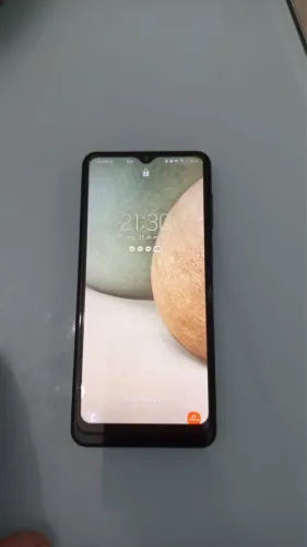 Samsung Galaxy A12 Semi Novo - Excelente Estado