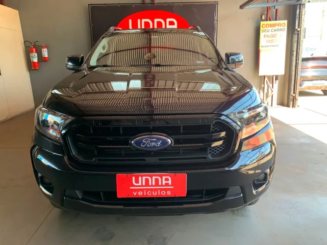 Ford Ranger Black 2.2 4X2 CD Diesel AUT 2023